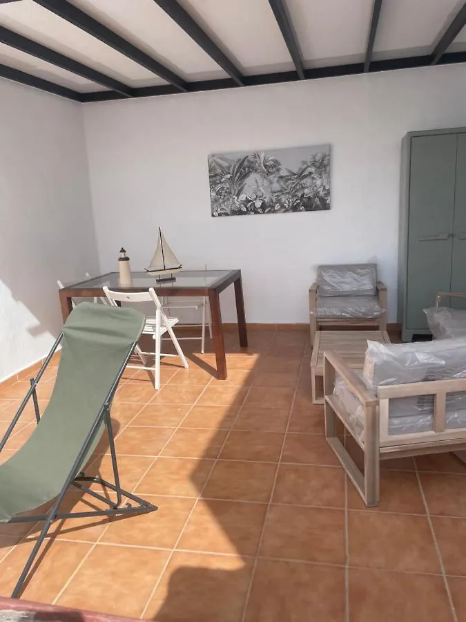 Apartamento con amplia terraza en la playa Puerto del Carmen  Puerto del Carmen (Lanzarote)