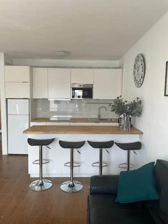 Apartamento Con Amplia Terraza En La Playa Puerto del Carmen  0*, Puerto del Carmen (Lanzarote) Spain